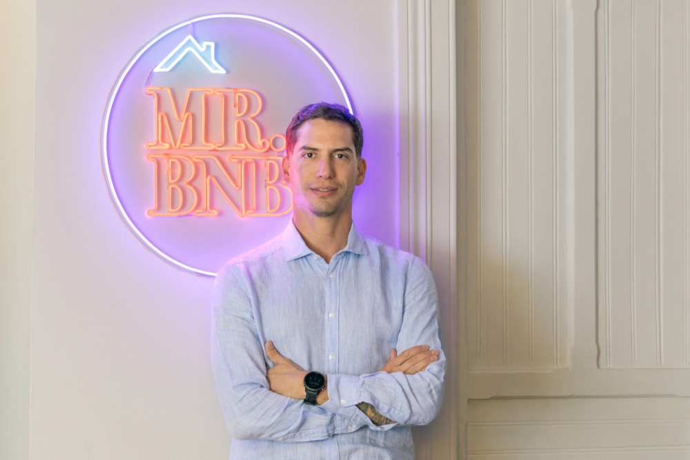 Felipe Ruiz — CEO Mr.BnB